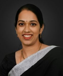 DR. KAVYA RAVURI